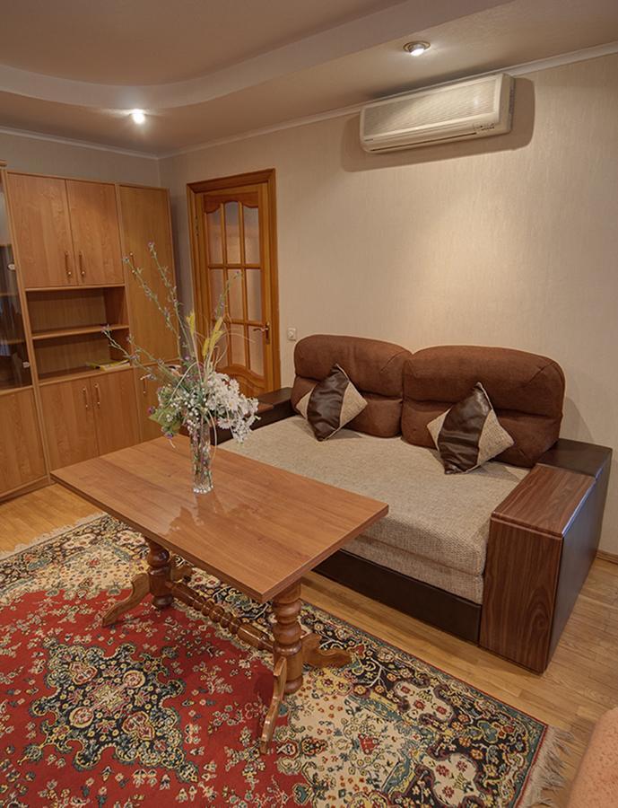 Квартира По Улице Большая Васильковская, 129 Kiev Extérieur photo
