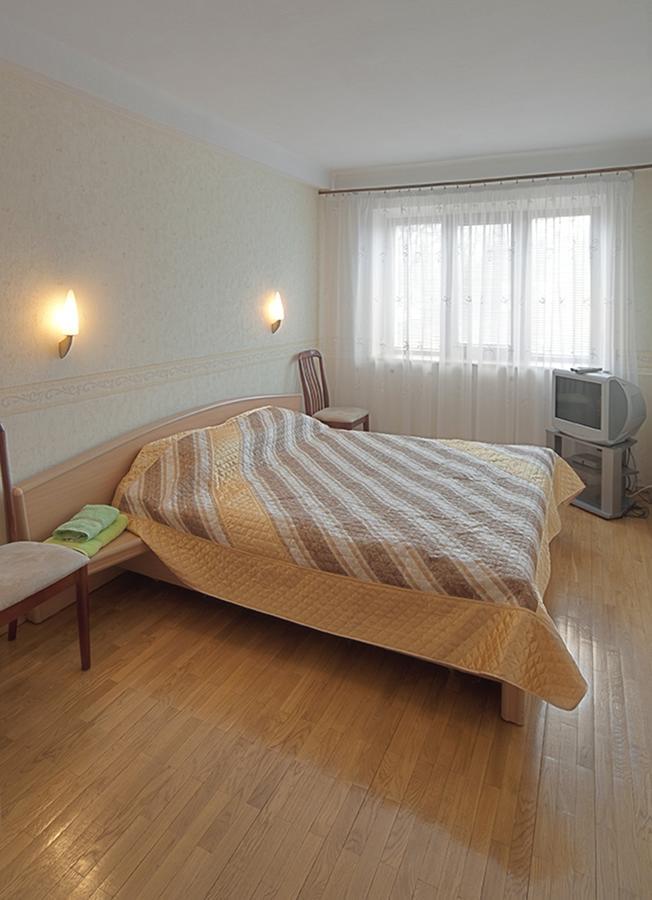 Квартира По Улице Большая Васильковская, 129 Kiev Extérieur photo